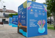 La juventud tomiñesa toma las calles para concienciar al vecindario sobre la importancia del agua