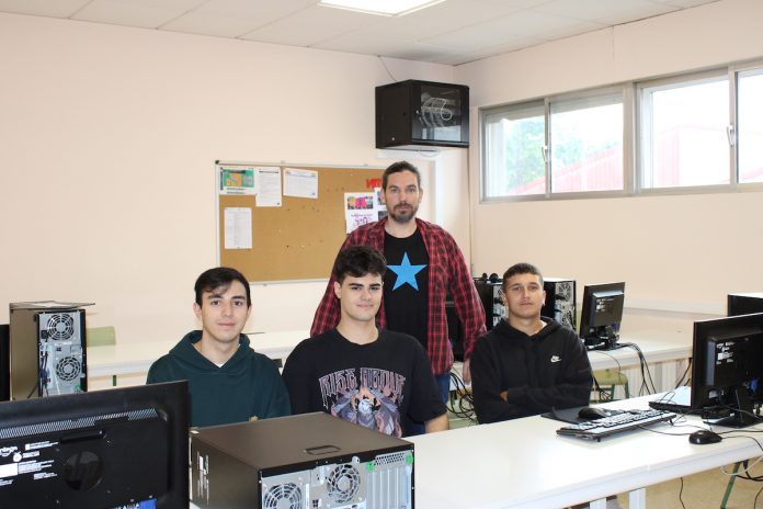 Alumnos e Coordinador Era smus do IES Indalecio