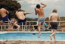 A Guarda acoge la proyección de la película “Life is life”