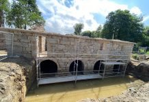 Las obras de rehabilitación sacan a la luz un nuevo arco en el molino de Porto do Molle