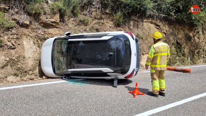 coche volcado loureza