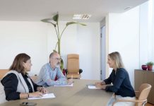 Tapias reafirma o seu compromiso con Vigo e a súa área no primeiro encontro de traballo na sede da Deputación na cidade