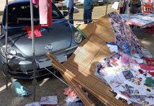 Tres heridos tras empotrarse un coche sin frenos contra un puesto del mercadillo de Tui