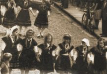 Presentación del libro sobre la Historia do Traxe Galego en las Festas do Monte
