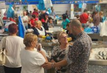 O Porriño reforma su plaza de abastos para convertirla en un centro de referencia comercial y de ocio