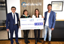 La 15K del Atlántico entrega 7.916 € a la Asociación Española Contra el Cáncer en Pontevedra