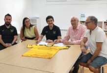 Convenio de colaboración entre el Club Baíña de Fútbol Sala y el centro Juan María