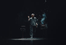 Joshua Kenneth presenta “Degustación de imposibles” en el Teatro Municipal de Tui