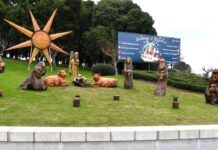Un Belén de troncos de 5 toneladas en Valença