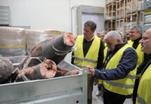 Besteiro apoia aos palangreiros da Guarda como “líderes da sustentabilidade e da boa xestión dos fondos europeos”