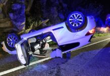 Excarcelado un joven de Baiona tras volcar su coche en Mougás