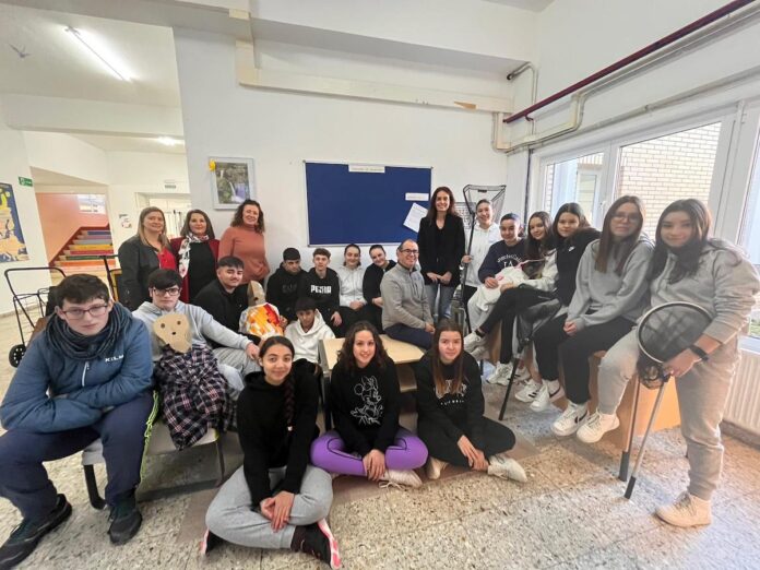 CEIP Plurilingüe de Tui logra un premio educativo Innovagal