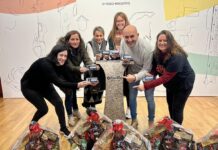 O Porriño sortea cinco cestas entre las personas que compren en el comercio local