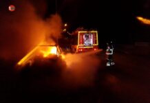 Arde por completo un vehículo en Nigrán