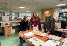 Porriño asesora a los interesados en las ayudas de rehabilitación de viviendas en Torneiros