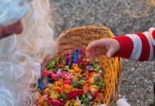 Los Reyes Magos sembrarán ilusión por las parroquias de Oia en la tradicional cabalgata