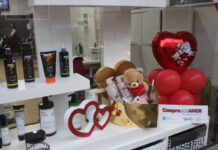 El comercio de Tomiño te anima a `Comprar con amor’