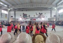 El CEIP Plurilingüe de Belesar retrocede a la prehistoria con el Carnaval