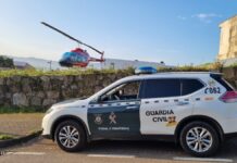 El helicóptero del productor musical Juergen Pichler realiza un aterrizaje de emergencia en Nigrán