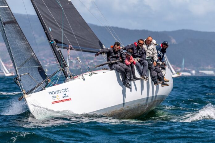 En el Trofeo CdeC participarán 50 veleros de 12 clubes de Galicia y Portugal