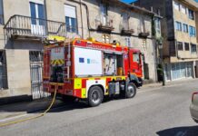 Sofocan un incendio en un anexo a una vivienda de Gondomar