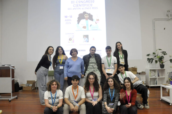 Las aulas del IES Antón Alonso Ríos se convierten en un gran congreso científico