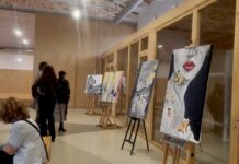 Los discípulos de la artista Conchi Cuadrado exponen en Sabarís