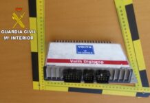 Pillan infraganti a un joven de Nigrán robando una centralita electrónica de un camión en O Porriño