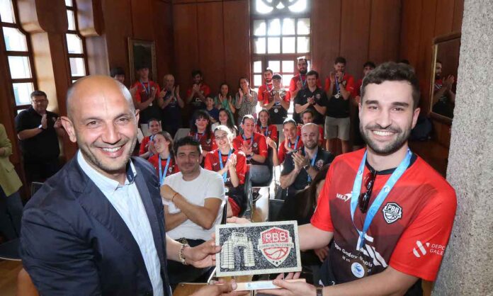 homenaje porriño base baloncesto