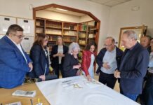 La Xunta instala un ascensor en el CEP Pedro Caselles Beltrán de Tomiño