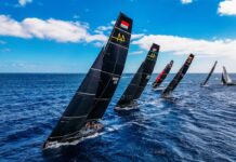 La espectacular 44CUP debuta en Baiona