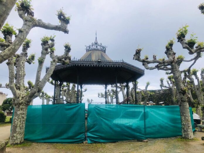 Rehabilitación antiguo palco música A Palma