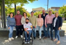 Tomiño reconoce los logros, el esfuerzo y la pasión sobre el kayak de David González Mella