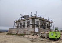 El «Faro Vello» de Silleiro abrirá al público como local de restauración a finales de julio