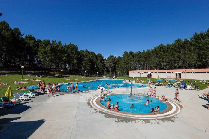 piscinas-exteriores-melgaco