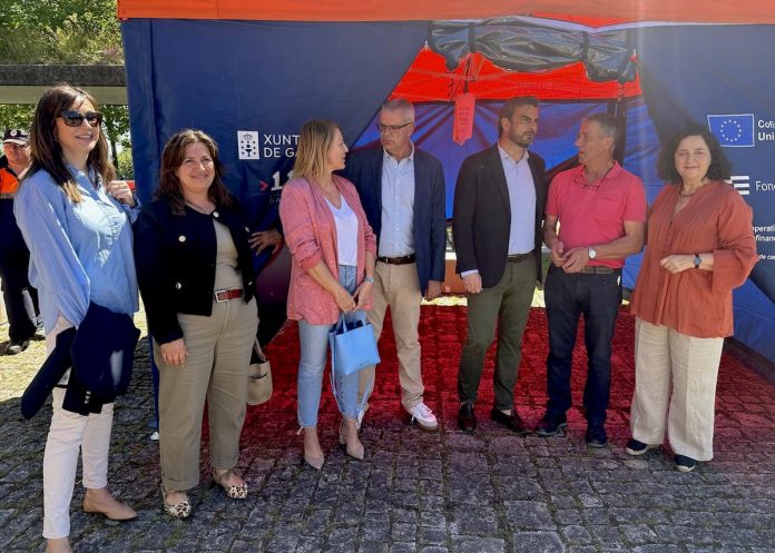 Protección Civil de Tui cuenta con una tienda de campaña para emergencias