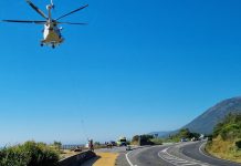El Pesca 1 rescata a un peregrino que se lesionó un tobillo en A Guarda