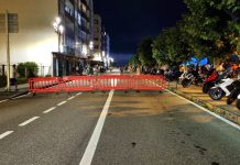 Baiona corta la PO-552 durante la actuación de la Orquesta Panorama