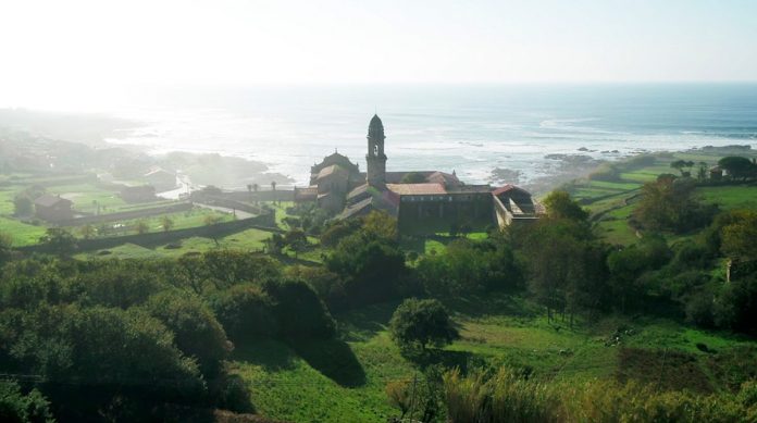 mosteiro oia