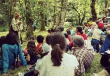 ‘Dada a trasna’ llena de magia los ‘Venres Rebuldeiros’ de O Rosal