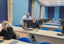 Máis de 50 persoas doaron a súa voz en Tui para que as novas tecnoloxías tamén falen e entendan o galego