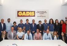 El equipo paralímpico español visita Gadis para agradecer su patrocinio desde 2007