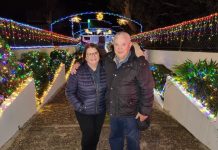 Wanda y Manuel vuelven a iluminar la Navidad de Camposancos
