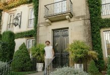 Un pazo de Tomiño convertido en cine para estrenar el documusical de G Face