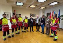 Vigo envía a Paiporta 10 efectivos de la Policía Local
