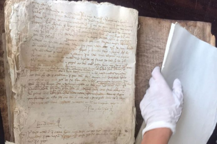 digitalizacion archivo catedral tui