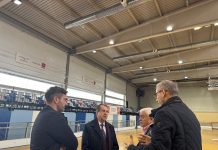 Finalizan las obras de remodelación de la cubierta del pabellón de Bouzas