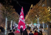 Baiona inaugura la Navidad con el tradicional encendido navideño