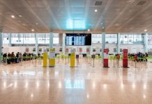 Caballero reclama más apoyo al aeropuerto de Vigo