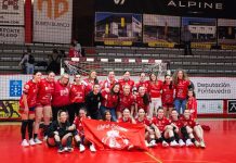 El BM Porriño gana la ida de la Semifinal Europea contra el Hazena Kynzvart